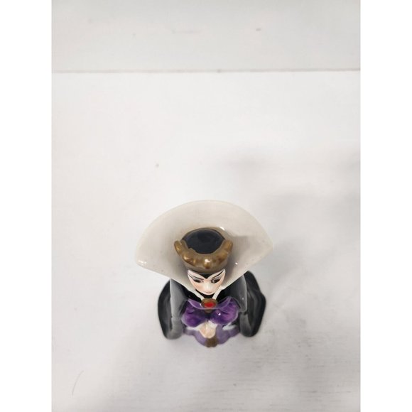 Vintage Disney Japan Snow White And The Seven Dwarfs Evil Queen Figurine Ceramic - Picture 4 of 9